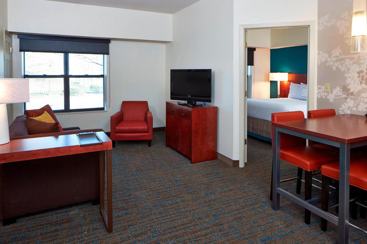 Residence Inn Minneapolis St. Paul/Roseville Exterior photo